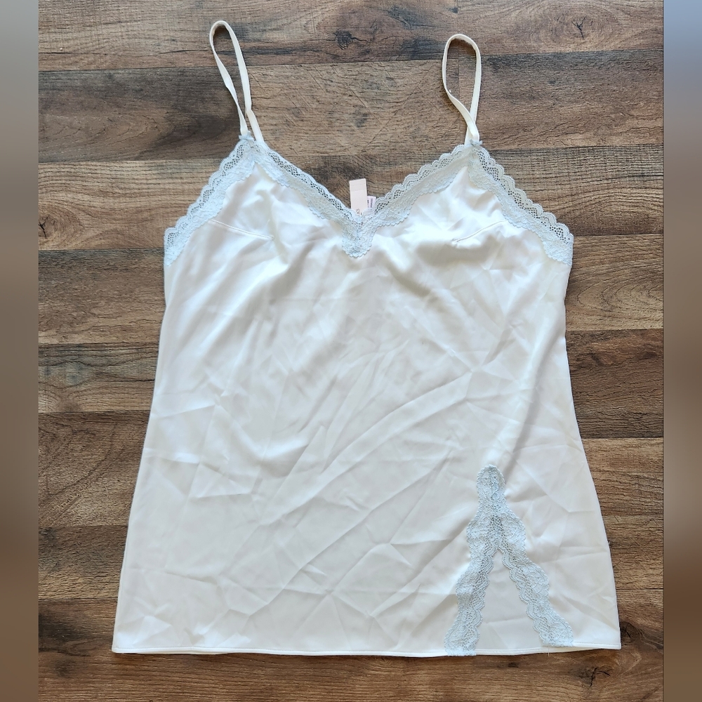 NWT Victoria's Secret Tease Satin Lace-Trim Mini Slip Dress Size L - Picture 3 of 6